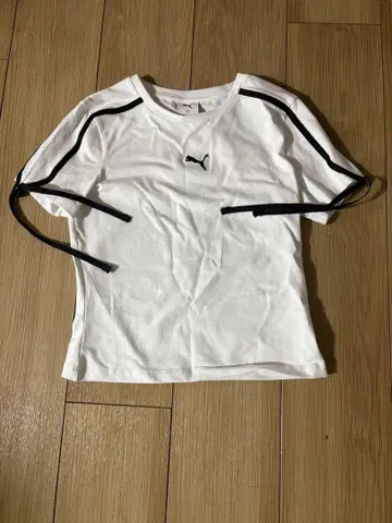 Puma 화이트 반팔 T셔츠