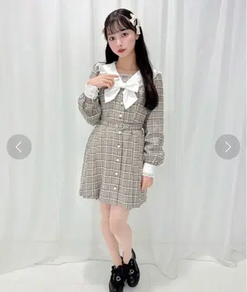 Honey Cinnamon 허니시나몬 세일러 카라 플리츠 원피스