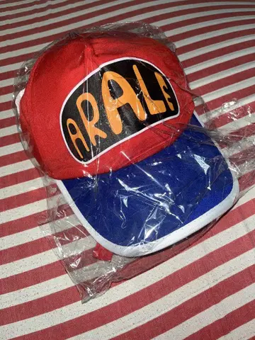 ARALE 로고 빨간색과 파란색 모자