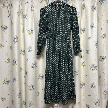 미니 꽃무늬 다크 그린 긴팔 롱 원피스 FREESIZE