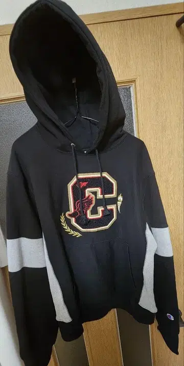 새상품급 Champion 챔피온 후드티