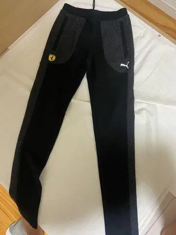 푸마 페라리 콜라보 팬츠