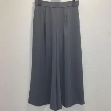 언타이틀 차콜 그레이 릴랙스 가우초 팬츠