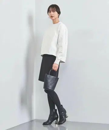 UNITED ARROWS 플라워 자카드 롱 슬리브 맨투맨