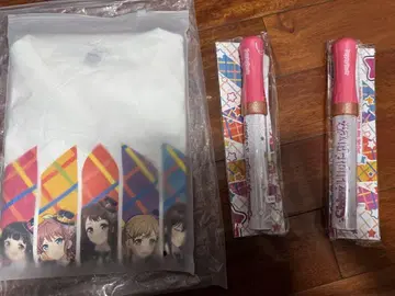 Poppin'Party 상하이 공연 한정판 T셔츠와 응원봉 2세트