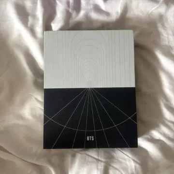 MAP OF THE SOUL ON:E CONCEPT PHOTOBOOK
