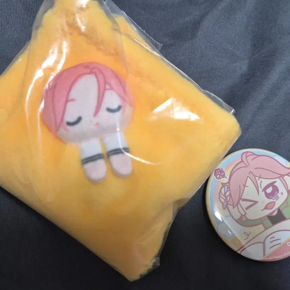 Ensemble Stars Kohaku Handkerchief + Bookuboo Can Badge