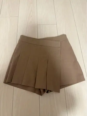 ZARA 스커트