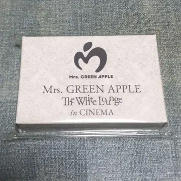 Mrs. GREEN APPLE 화이트 라운지 혜택 카드놀이