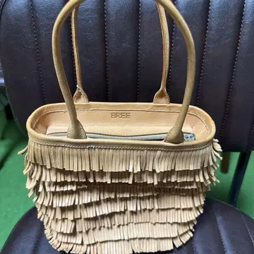 BREE 프린지 핸드백