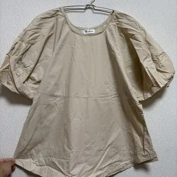 당일 발송 Fashion M 베이지 벌룬 슬리브 반팔 셔츠