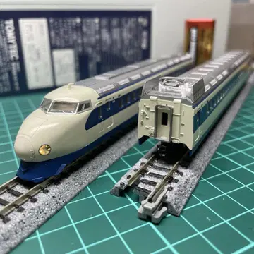 KATO 1700.1701 0계 2000번대 신칸센 히카리 코다마