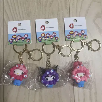 헬로키티 마이멜로디 변신 입체 마스코트 컬러 키링 쿠로미