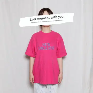 구제 의류 핑크 바탕 x 스카이블루 자수 반팔 T셔츠