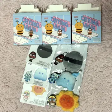 POPMART CRYBABY Crying Again 인형 배지