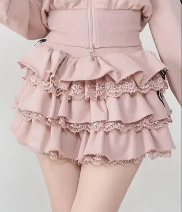 다리치 스커트 가격 인하 중
