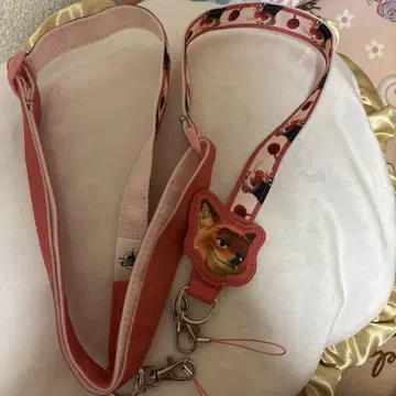 닉 와일드 주토피아 스트랩