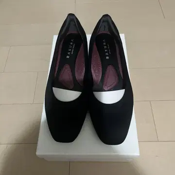 라쿠나 정골 드라이 로우힐 펌프스 23.5cm 블랙
