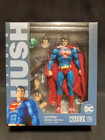 마펙스 MAFEX 슈퍼맨 SUPERMAN ( HUSH Ver. )