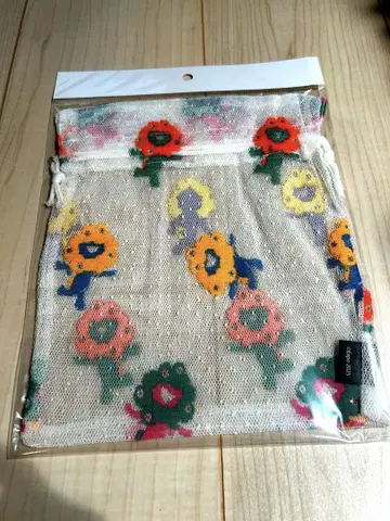 간사이 만박 미야쿠미야쿠 레이스 오샤레 파우치 보더 칼라 익명 배송