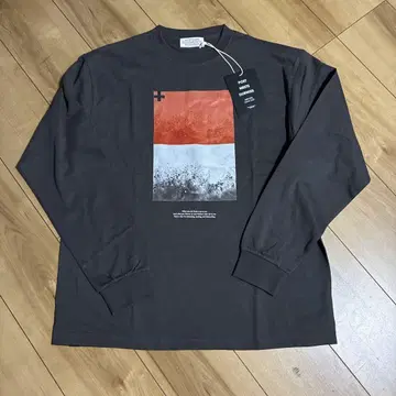 미사용 새상품 POET MEETS DUBWISE 롱T셔츠 M 사이즈