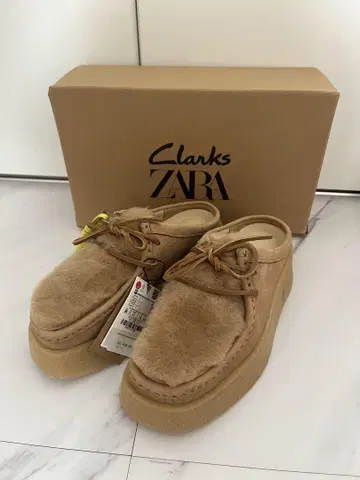 ZARA Clarks 가죽 뮬 신발 38