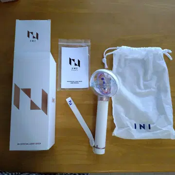 INI 공식 응원봉