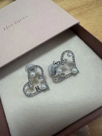 herlipto 이어링