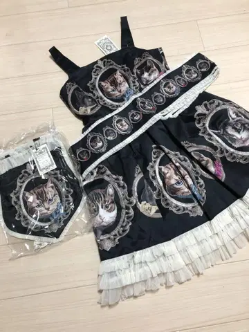 juliette et Justine 르 가르드르 드 샤쥬