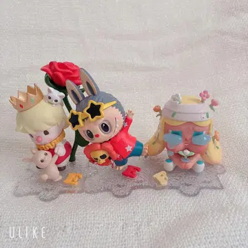 POPMART Hand in Hand 러브브 스위트빈 CRYBABY