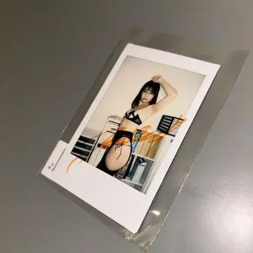 (1148) 칸자키 츠카사 혜택 친필 사인 폴라로이드