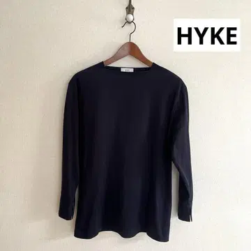 [ HYKE ] 하이크 티셔츠 네이비
