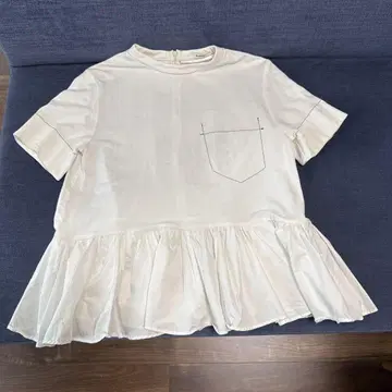 람셰 이소재 프릴 반팔 티셔츠