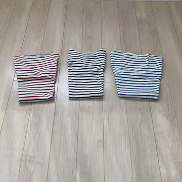 오르치발의 보더 원피스 3장 세트입니다.