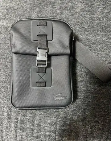 라코스테 숄더백