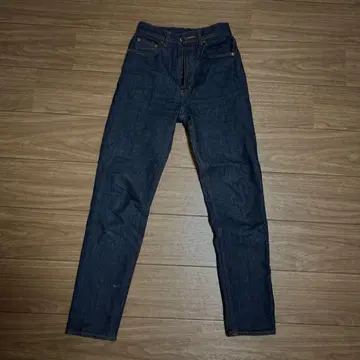 마우지 PLAINJEANS 24