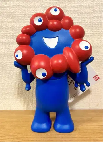미야쿠미야쿠 소프트 비닐 인형