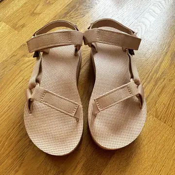 TEVA 핑크 베이지 바이컬러 통굽 샌들 스포츠 샌들