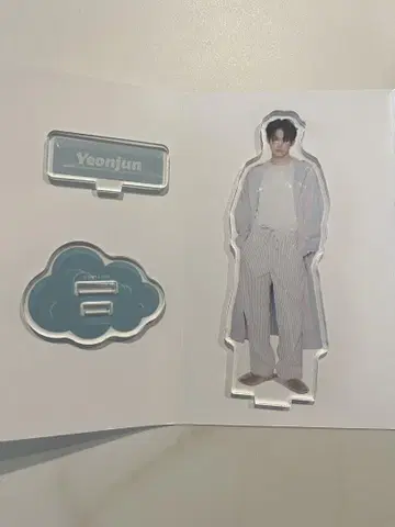 [미사용 새상품] TXT 카페 2024 영준 아크릴 스탠드