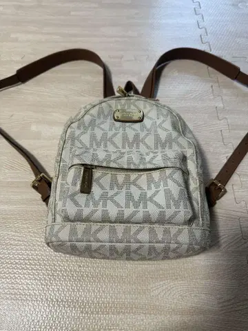Michael Kors 로고 프린트 럭색
