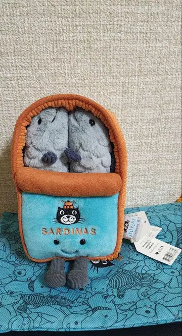 2025 신상 jellycat amuseables sardine tin