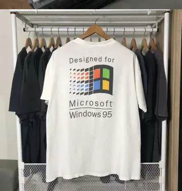 새상품 Windows95 T셔츠 화이트
