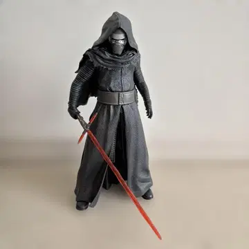 STAR WARS 프리미엄 1/10 스케일 피규어/카일로 렌