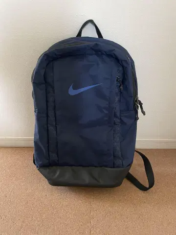 Nike 네이비 백팩 대용량