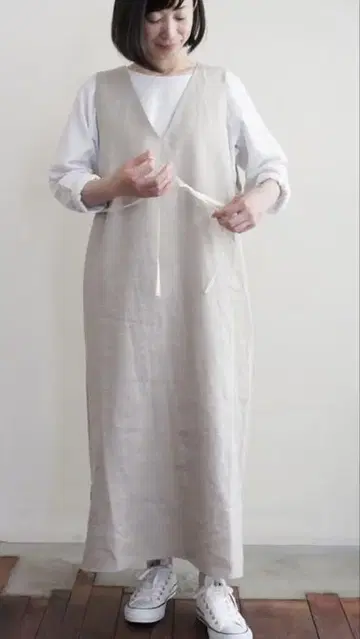 comm.arch. 코무아치 헤링본 린넨 V넥 원피스