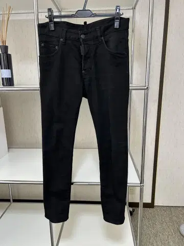 DSQUARED2 스케이터 블랙 46