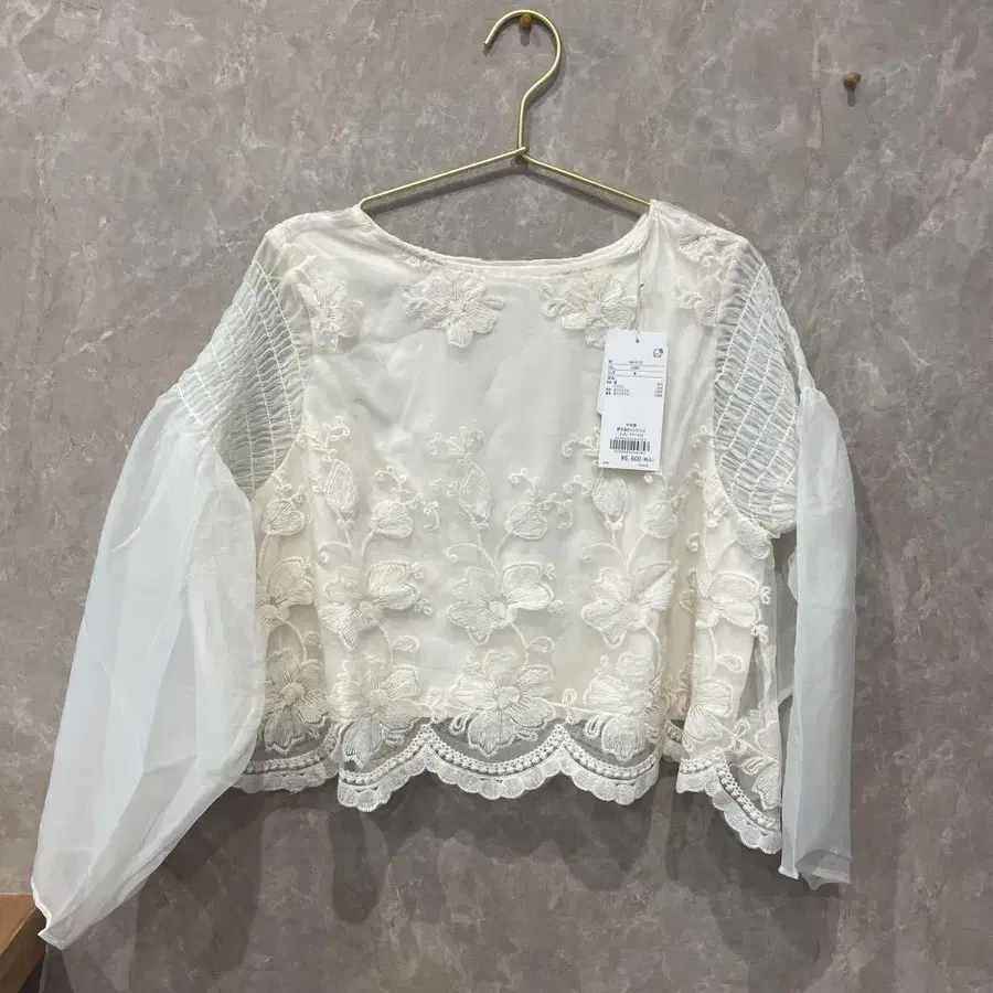 6번째 상품 이미지