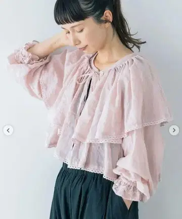 택 포함 새상품 사만사 모스모스 kazumi 콜라보 케이프 볼레로 핑크