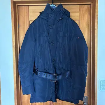 PEUTEREY 네이비 다운 자켓 후드 부착