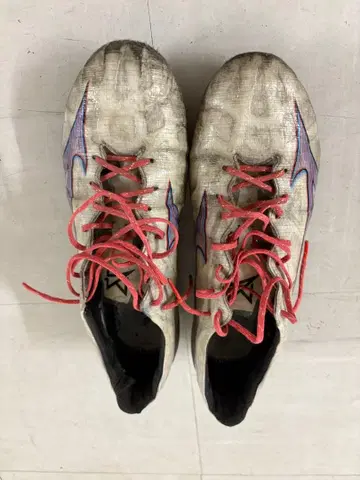 미즈노 알파 엘리트 27.5cm 가격 인하 가능